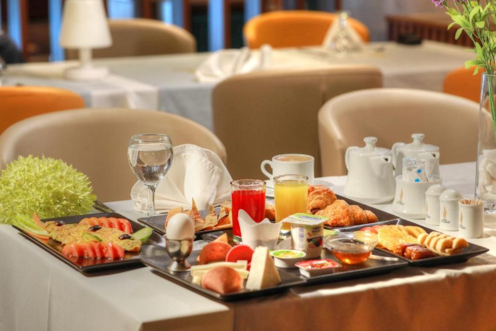 هتل لاک لمان